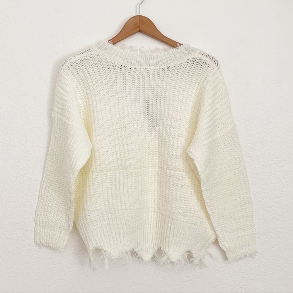 Main Strip V-Neck Frayed Sweater - Picture 8 of 9